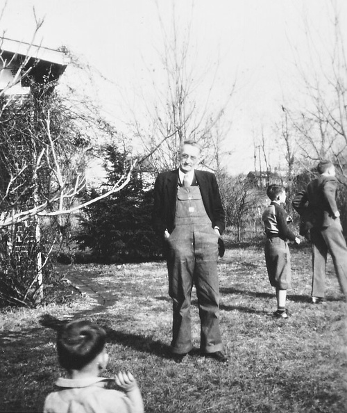 Skipper, Granddad, Paul and Richard Prillaman.jpg